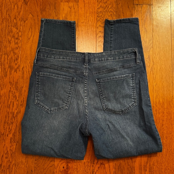 Old Navy | EUC Women’s Super Skinny Dark Jeans Size 12 - Picture 2 of 7